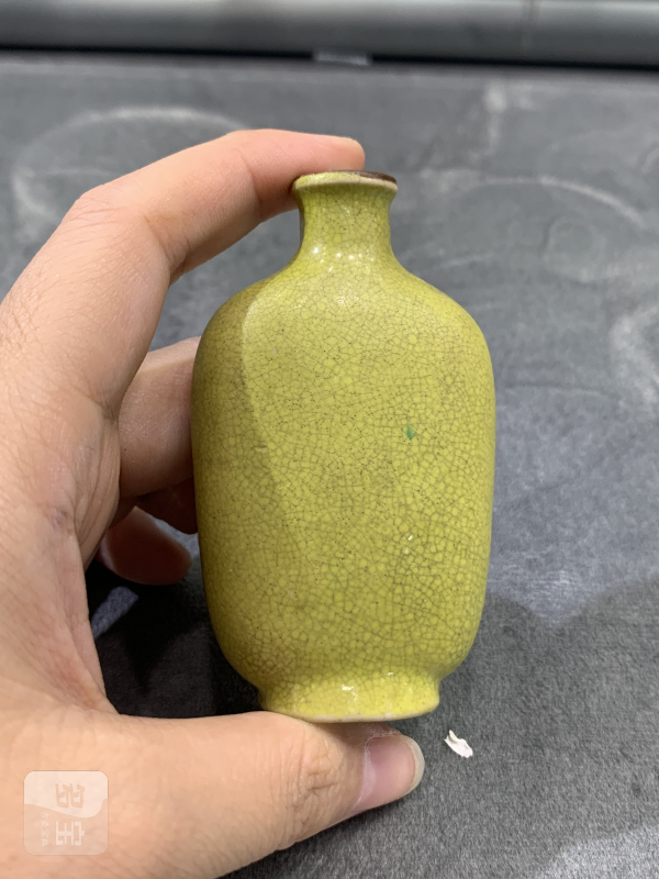 清晚期茶叶末釉鼻烟壶 - 图4